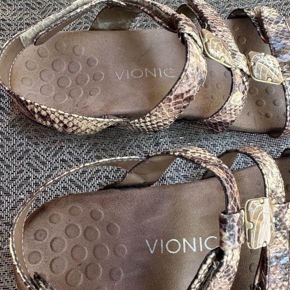 Vionic Amber Sandal Orthaheel Supportive Technology in Crocodile Skin LK NEW 8.5 - Picture 7 of 15